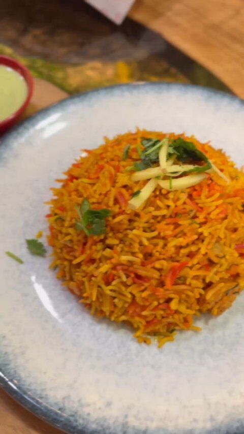 Trying to be on a diet VS the Shrimp Biryani... #SorryNotSorry 🍤🍚

#asialounge #asianfood #DesiFoods #halal
#indianfood #pakistanifood #bangladeshifood
#indianbiryani #shrimpbiryani #shrimp #biryani #bangladeshibiryani #Biryani #indiancuisine #pakistanicuisine #HalalFoods #Istanbul